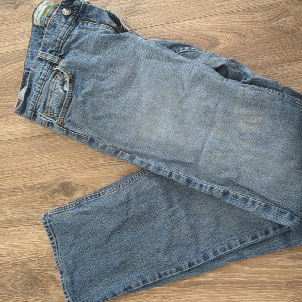 low waisted jeans